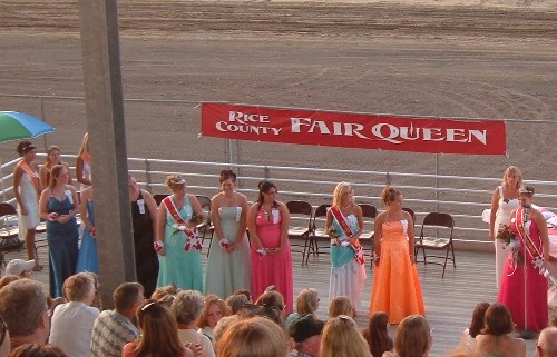 https://ricecountyfair.tripod.com/2006/3.JPG